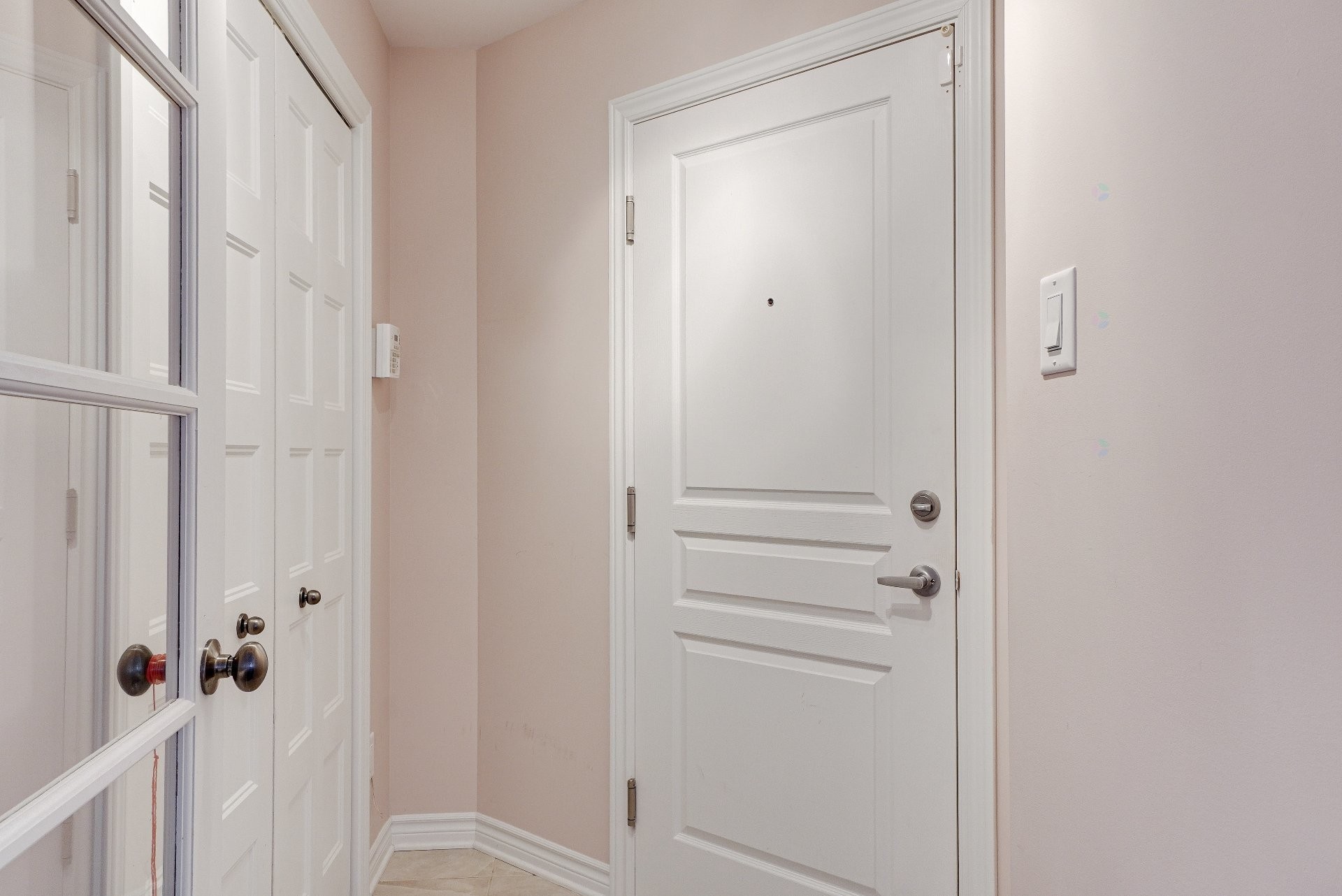 Mud Room - 71 Mtée De St-Sulpice, Saint-Sulpice, QC - Indoor Photo Showing Other Room