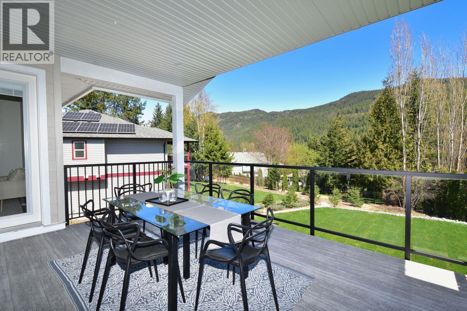 2799 Mountview Drive, Blind Bay, BC - Outdoor With Deck Patio Veranda With Exterior