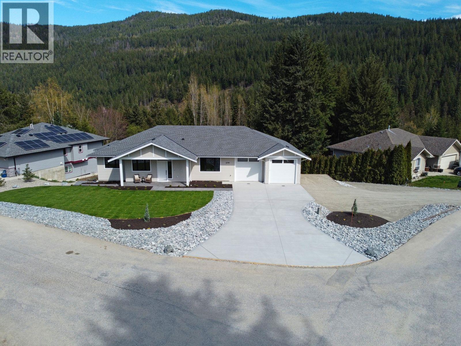 2799 Mountview Drive, Blind Bay, BC - Outdoor With View