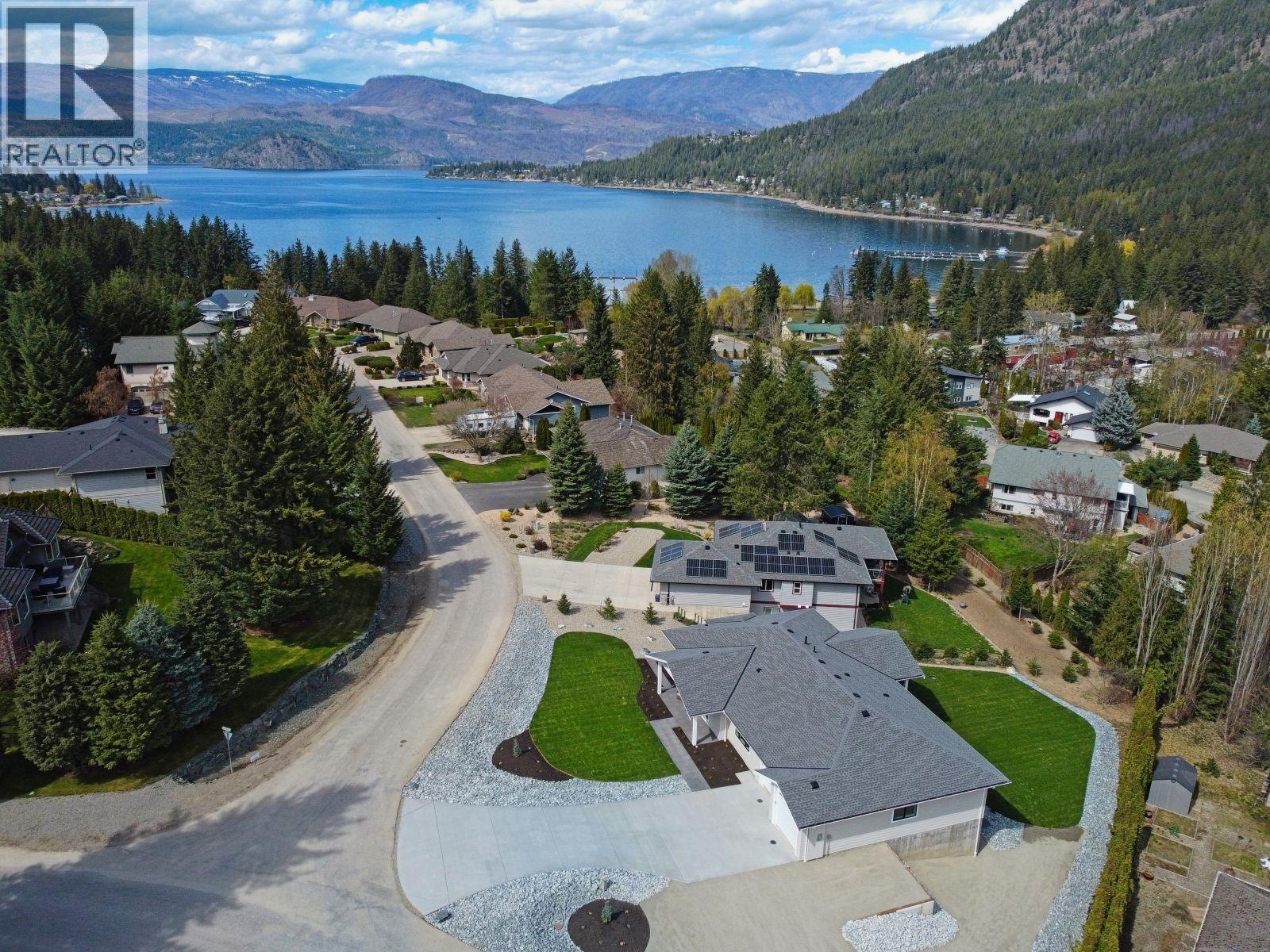 2799 Mountview Drive, Blind Bay, BC - Outdoor With Body Of Water With View
