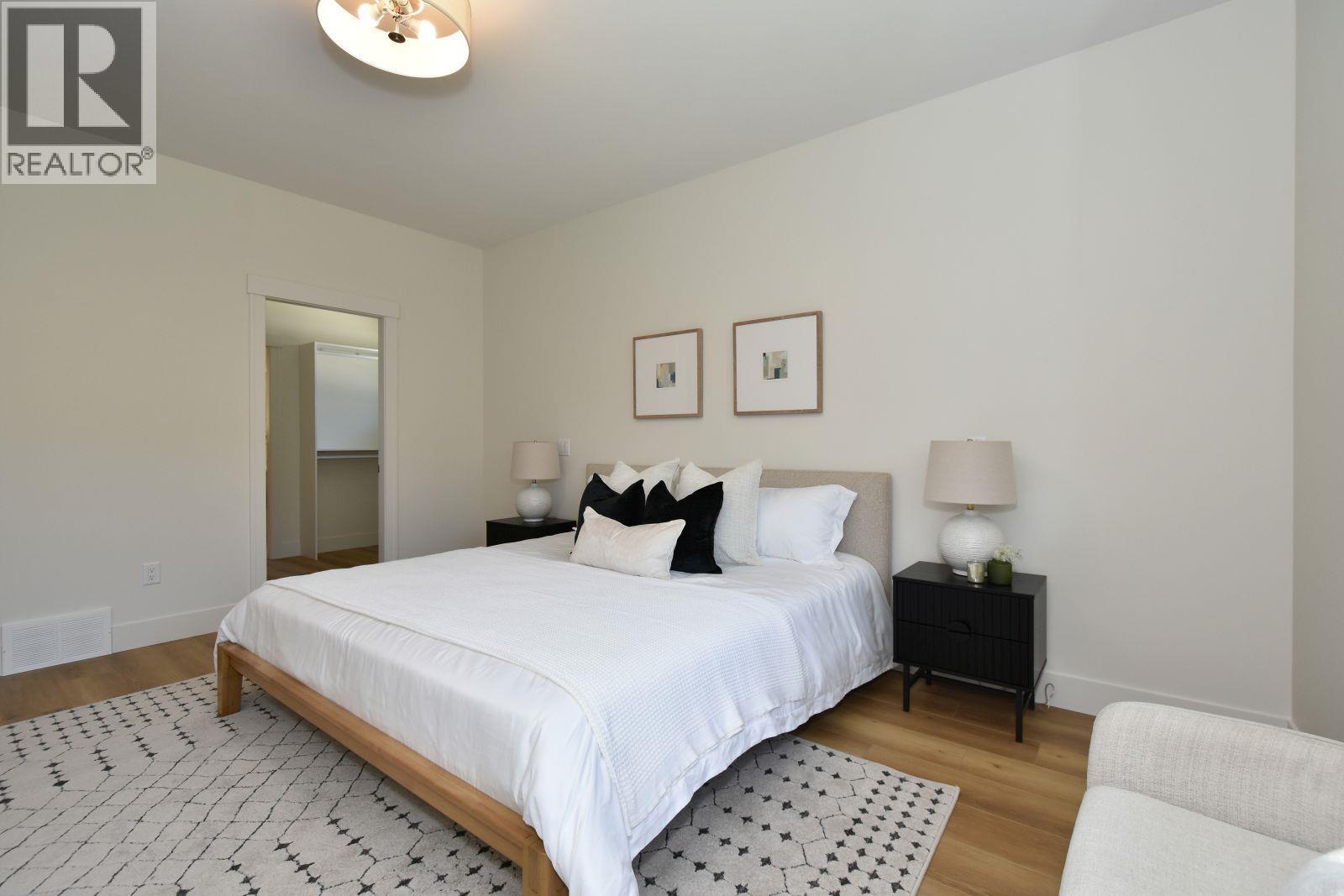 2799 Mountview Drive, Blind Bay, BC - Indoor Photo Showing Bedroom