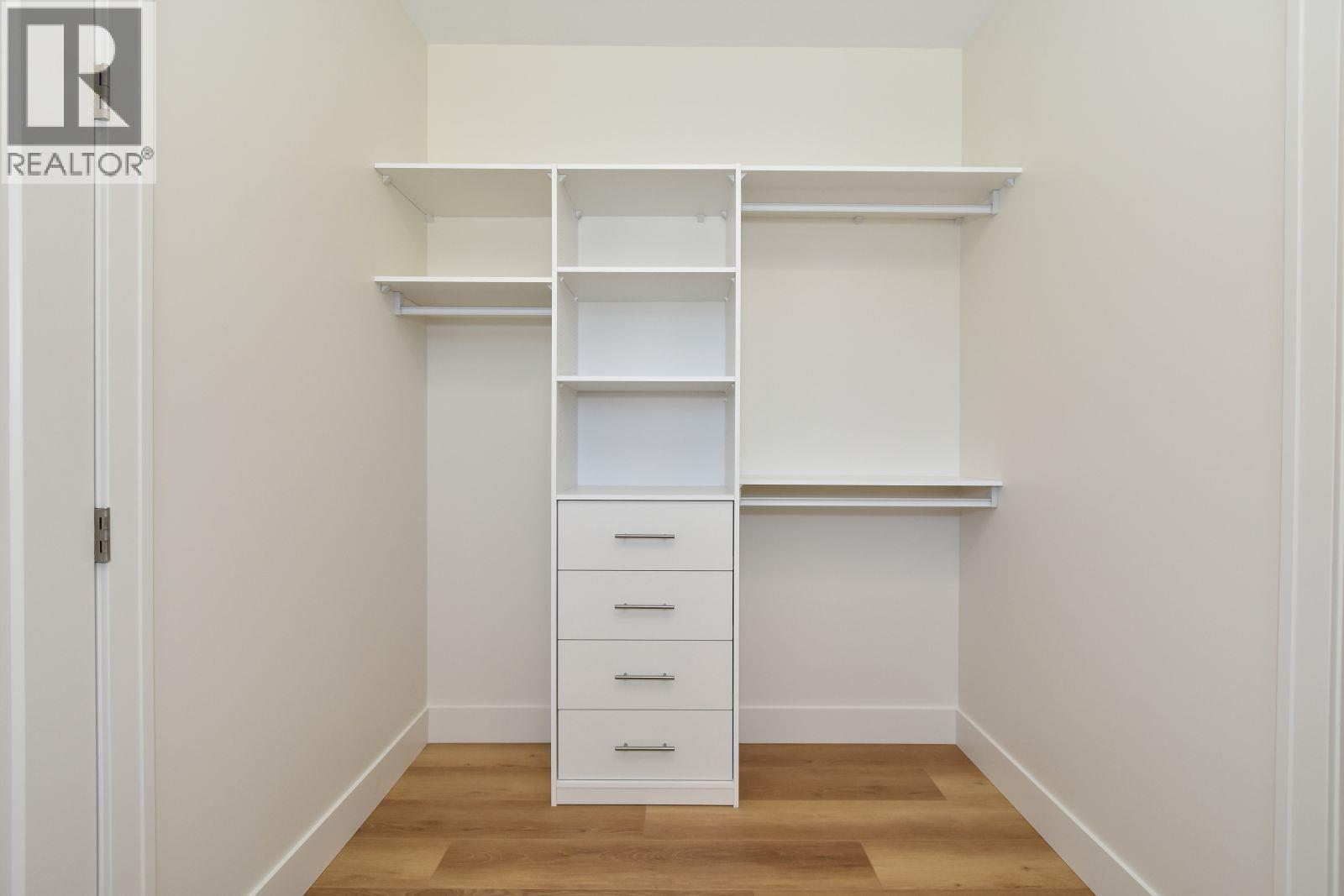 2799 Mountview Drive, Blind Bay, BC - Indoor With Storage