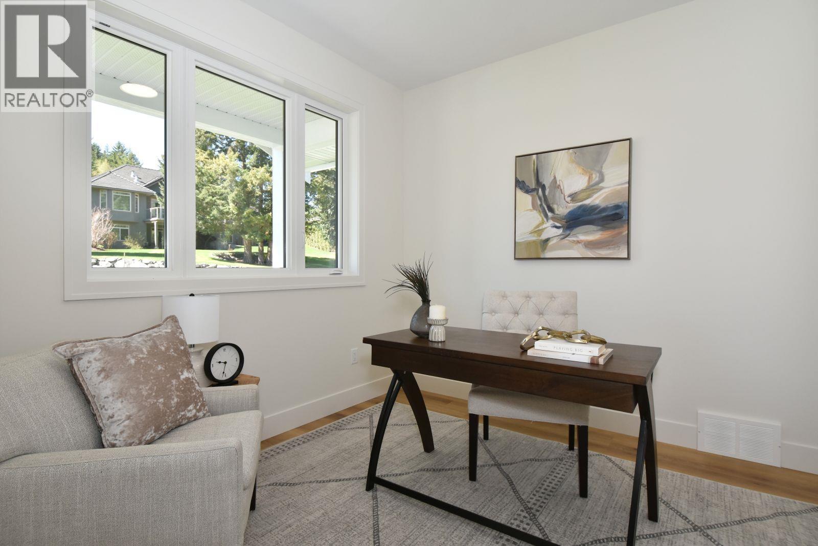 2799 Mountview Drive, Blind Bay, BC - Indoor Photo Showing Office