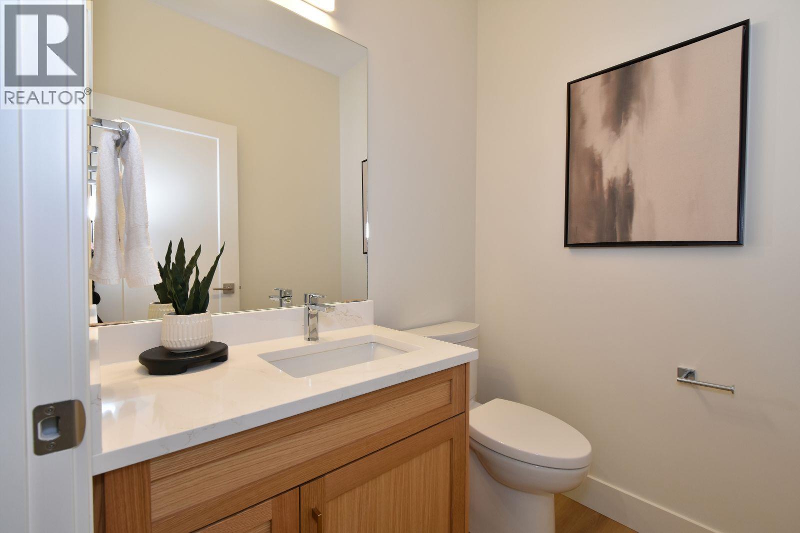 2799 Mountview Drive, Blind Bay, BC - Indoor Photo Showing Bathroom