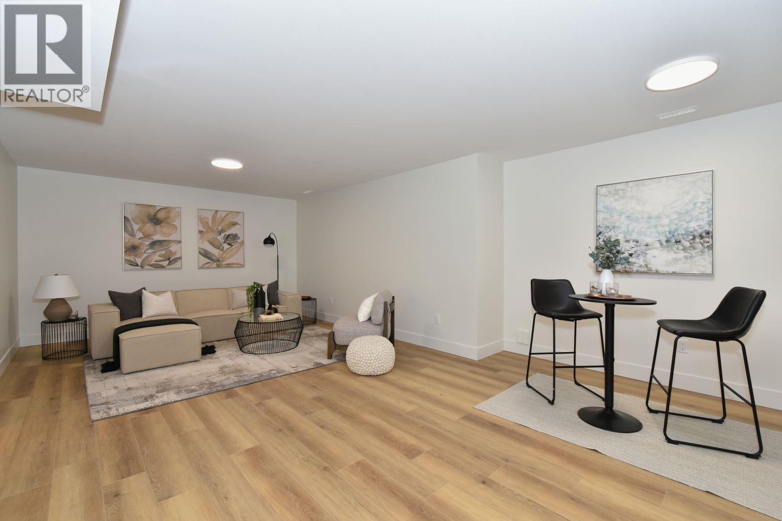 2799 Mountview Drive, Blind Bay, BC - Indoor