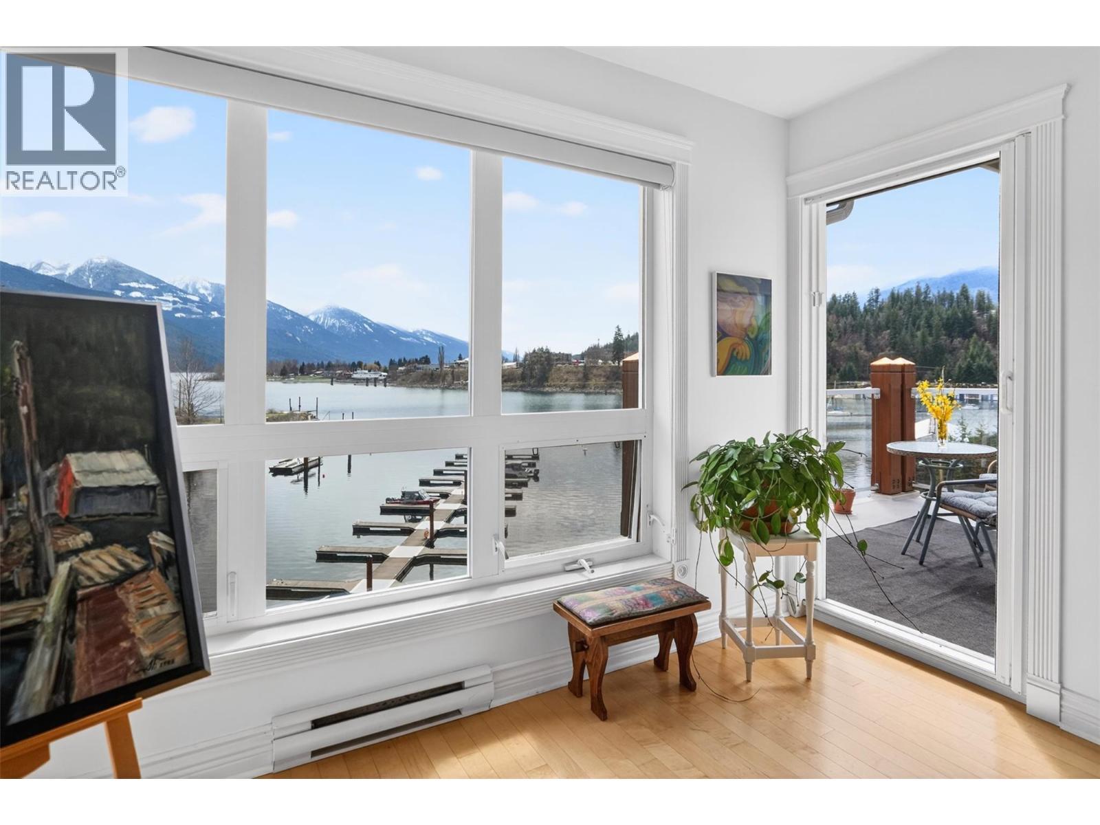 550 Rainbow Drive Unit# 302, Kaslo, BC - Indoor
