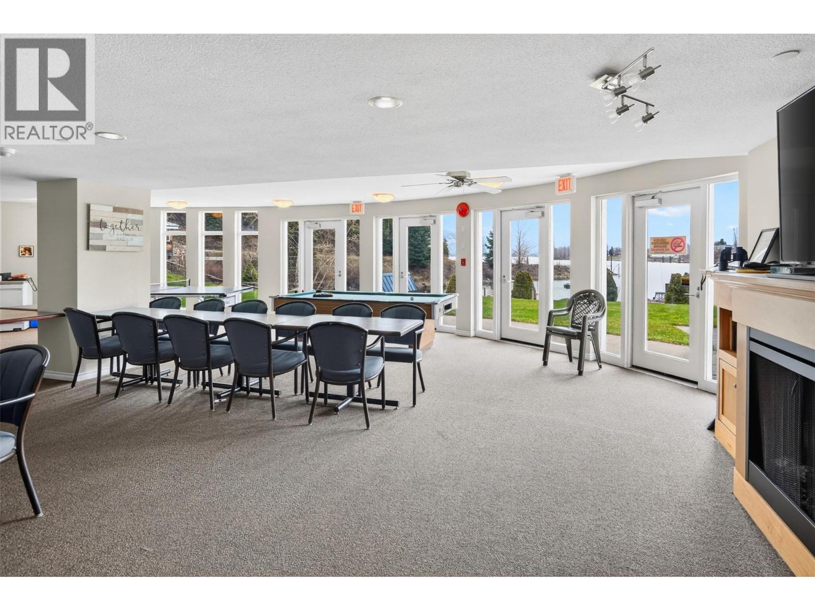 550 Rainbow Drive Unit# 302, Kaslo, BC - Indoor With Fireplace