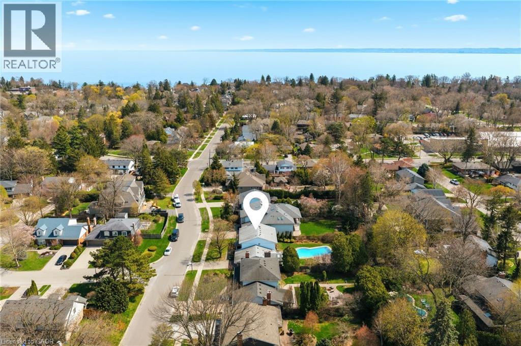 360 Pomona Avenue, Burlington, ON - Outdoor With View