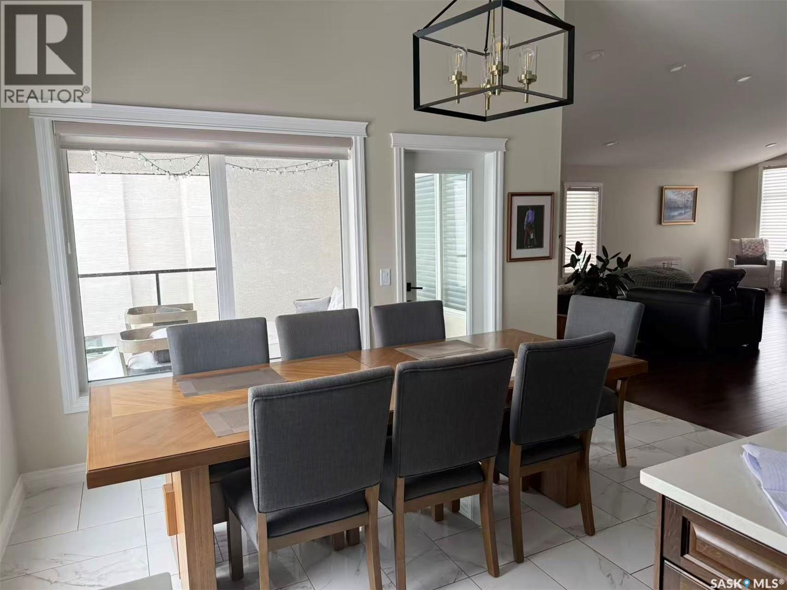 106 Johns Road, Saskatoon, SK - Indoor Photo Showing Dining Room