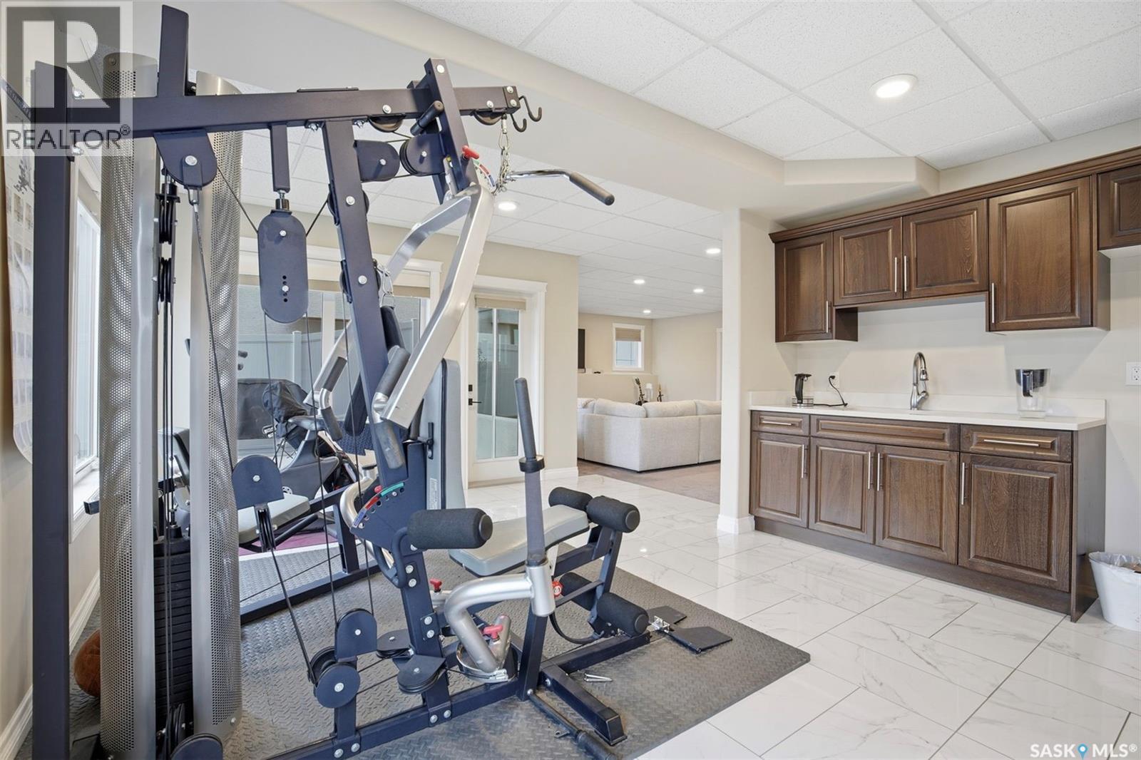 106 Johns Road, Saskatoon, SK - Indoor Photo Showing Gym Room