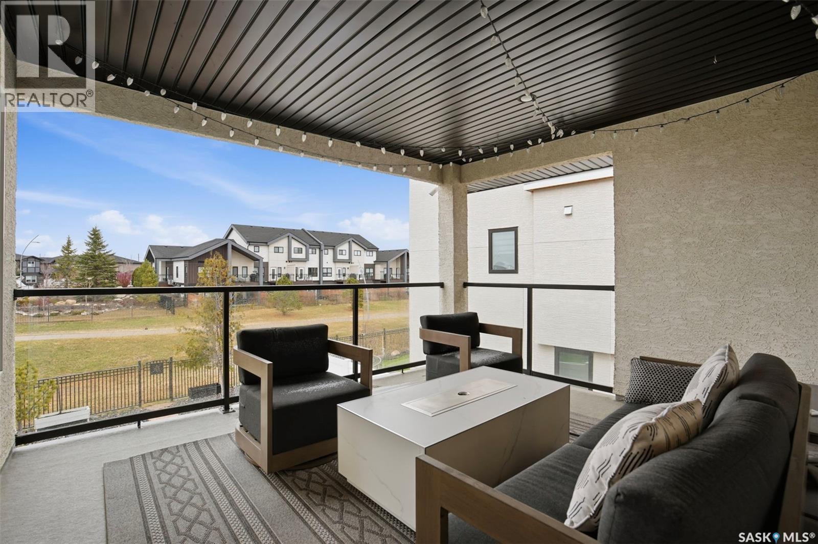 106 Johns Road, Saskatoon, SK - Outdoor With Deck Patio Veranda With Exterior