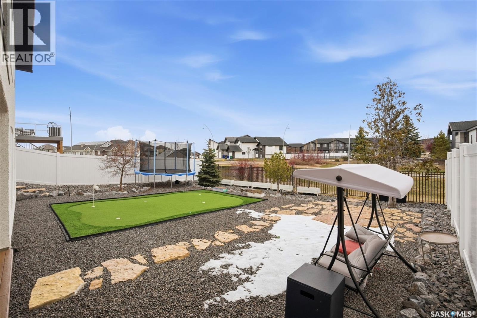 106 Johns Road, Saskatoon, SK - Outdoor