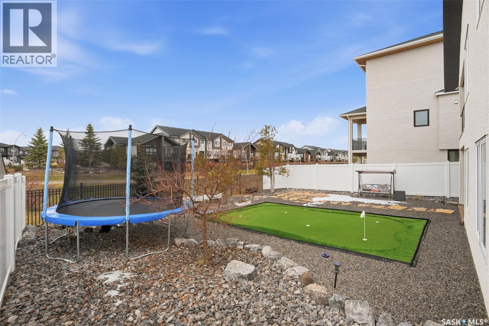 106 Johns Road, Saskatoon, SK - Outdoor