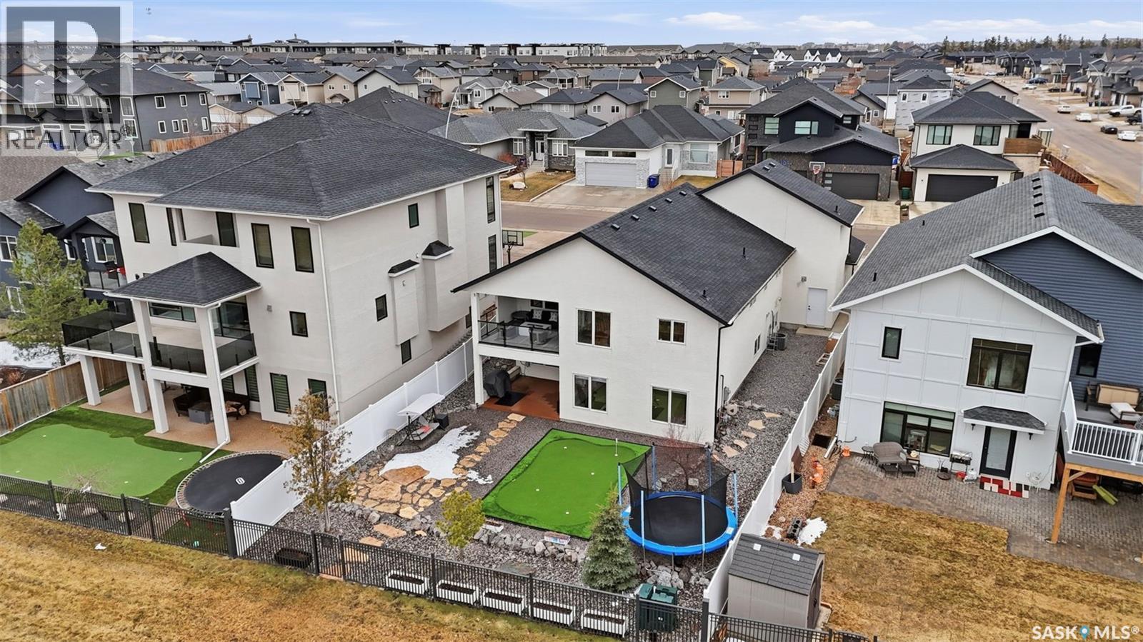 106 Johns Road, Saskatoon, SK - Outdoor