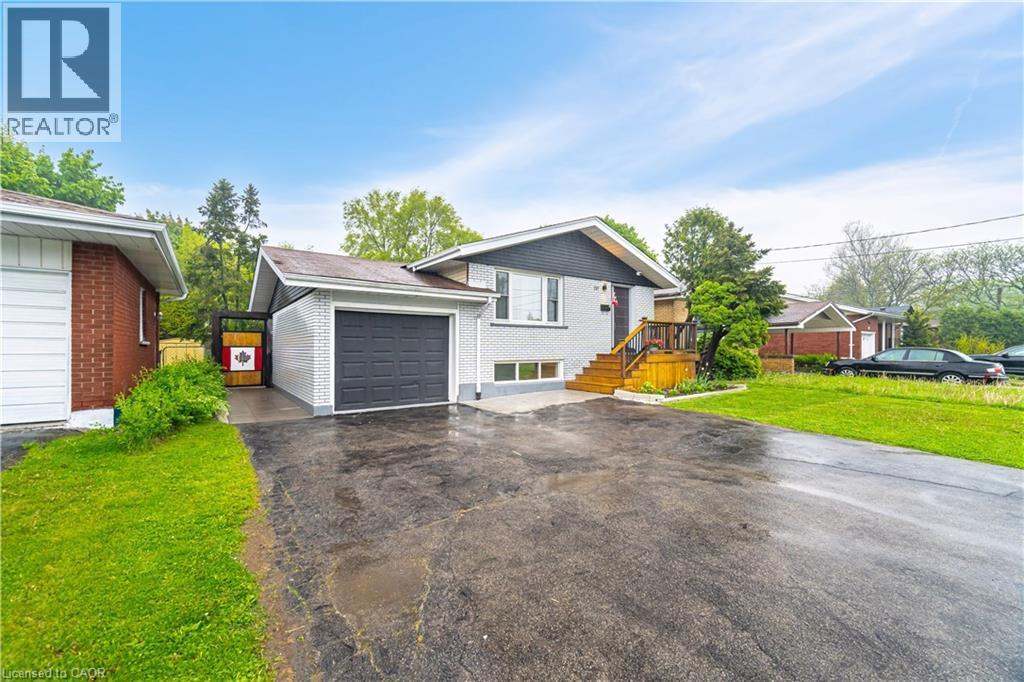 297 Mohawk Road W, Hamilton, ON - Outdoor