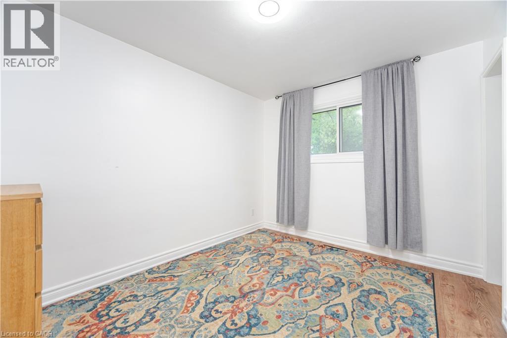 297 Mohawk Road W, Hamilton, ON - Indoor Photo Showing Other Room