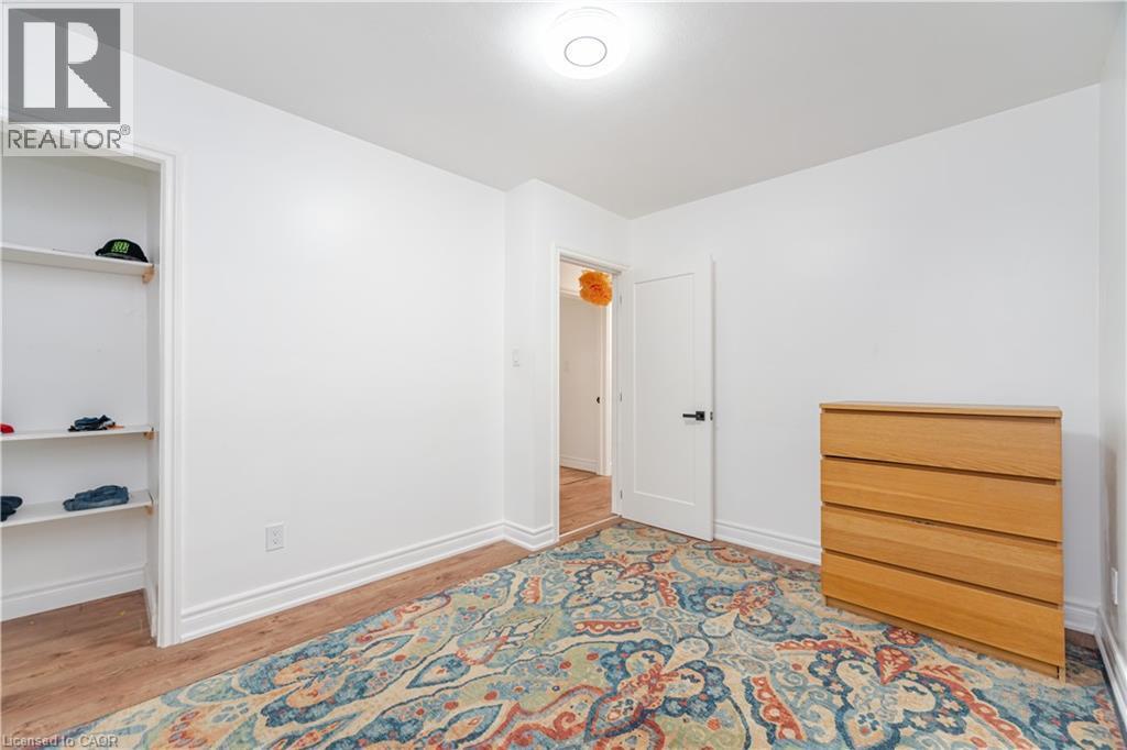 297 Mohawk Road W, Hamilton, ON - Indoor Photo Showing Other Room