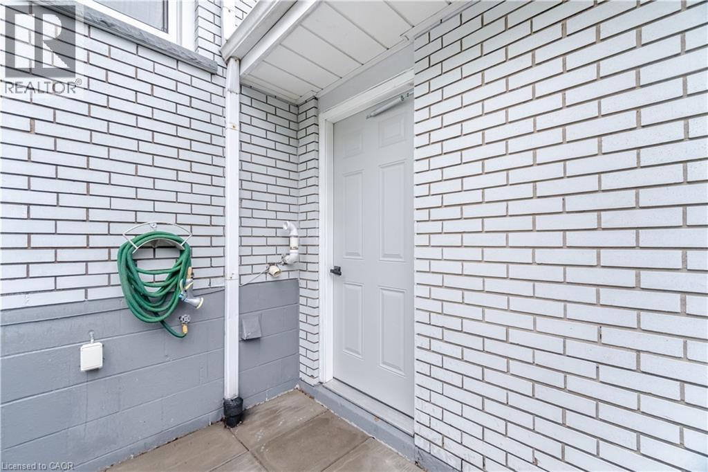 297 Mohawk Road W, Hamilton, ON -