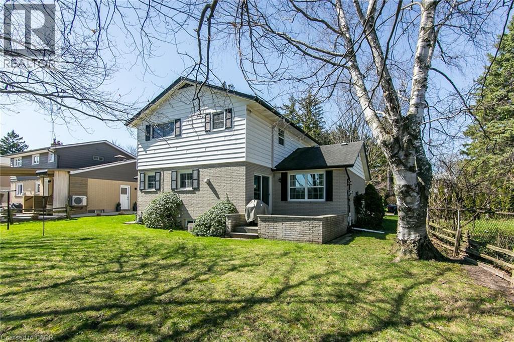 70 Inwood Crescent, Kitchener, ON - Outdoor