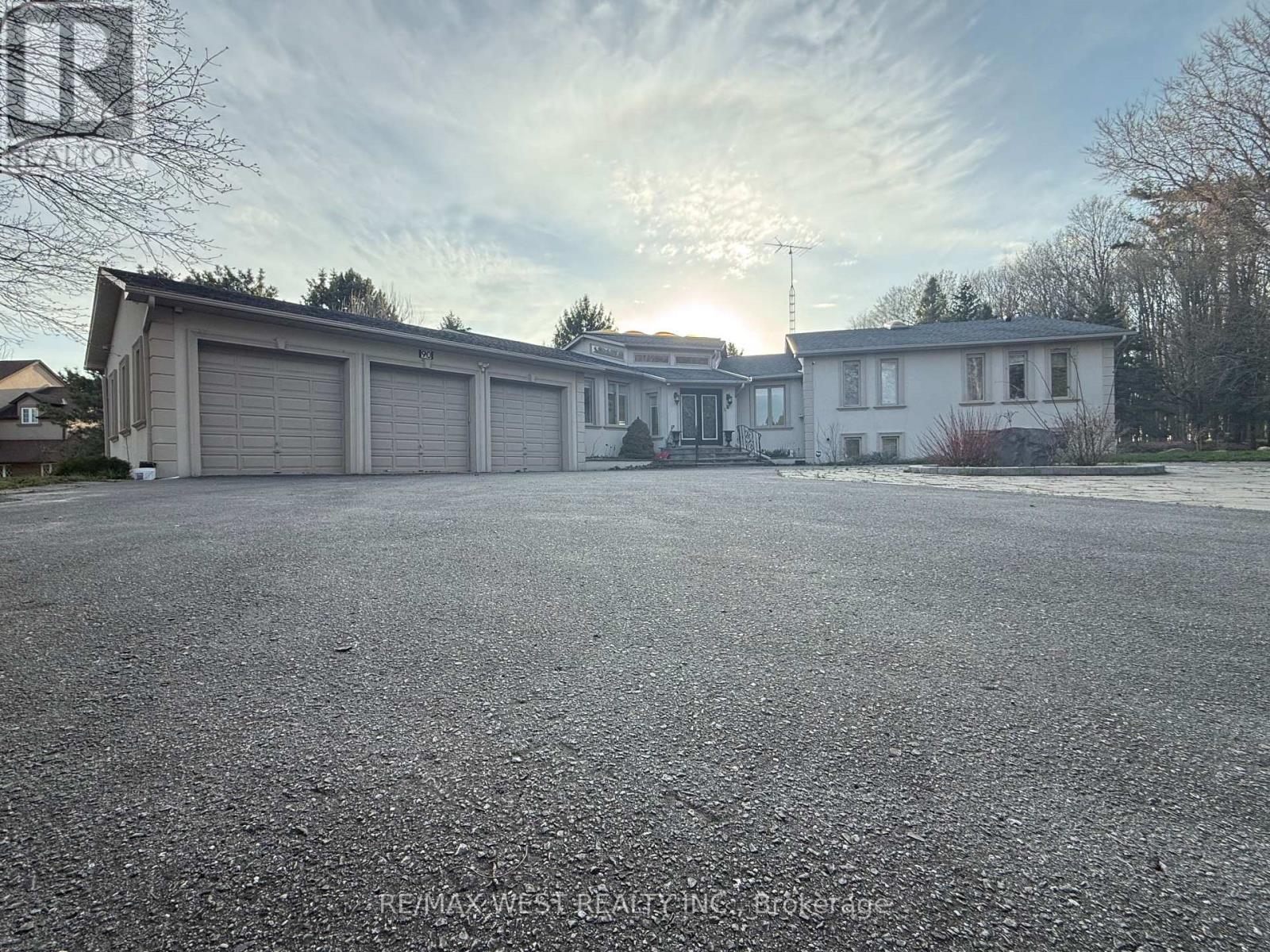 90 Stephanie Boulevard, Vaughan, ON - Outdoor