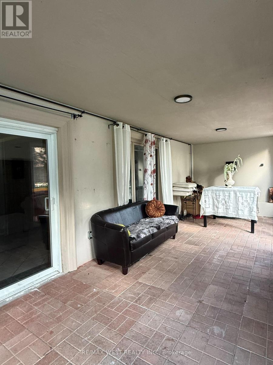 90 Stephanie Boulevard, Vaughan, ON - Indoor