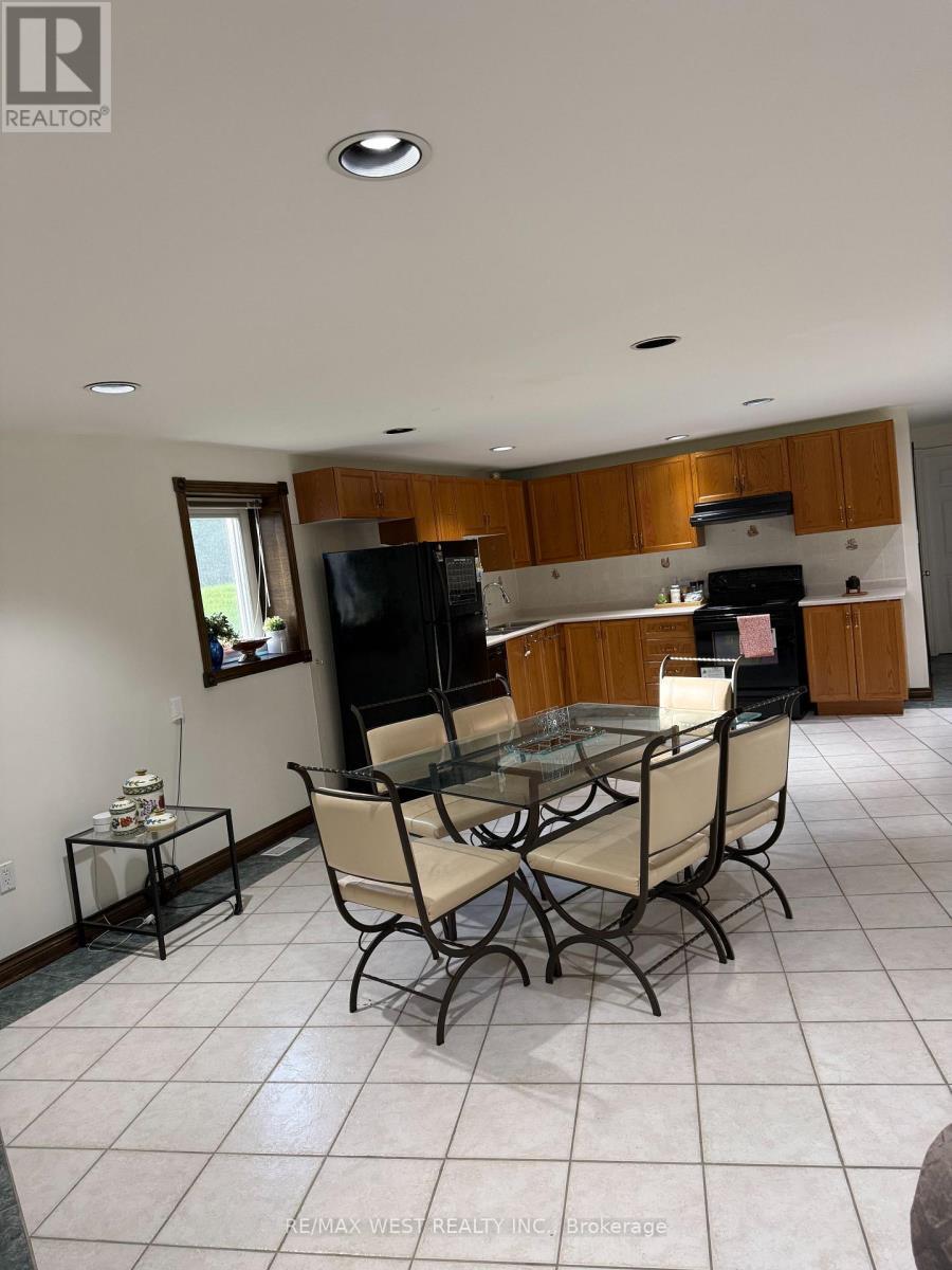 90 Stephanie Boulevard, Vaughan, ON - Indoor