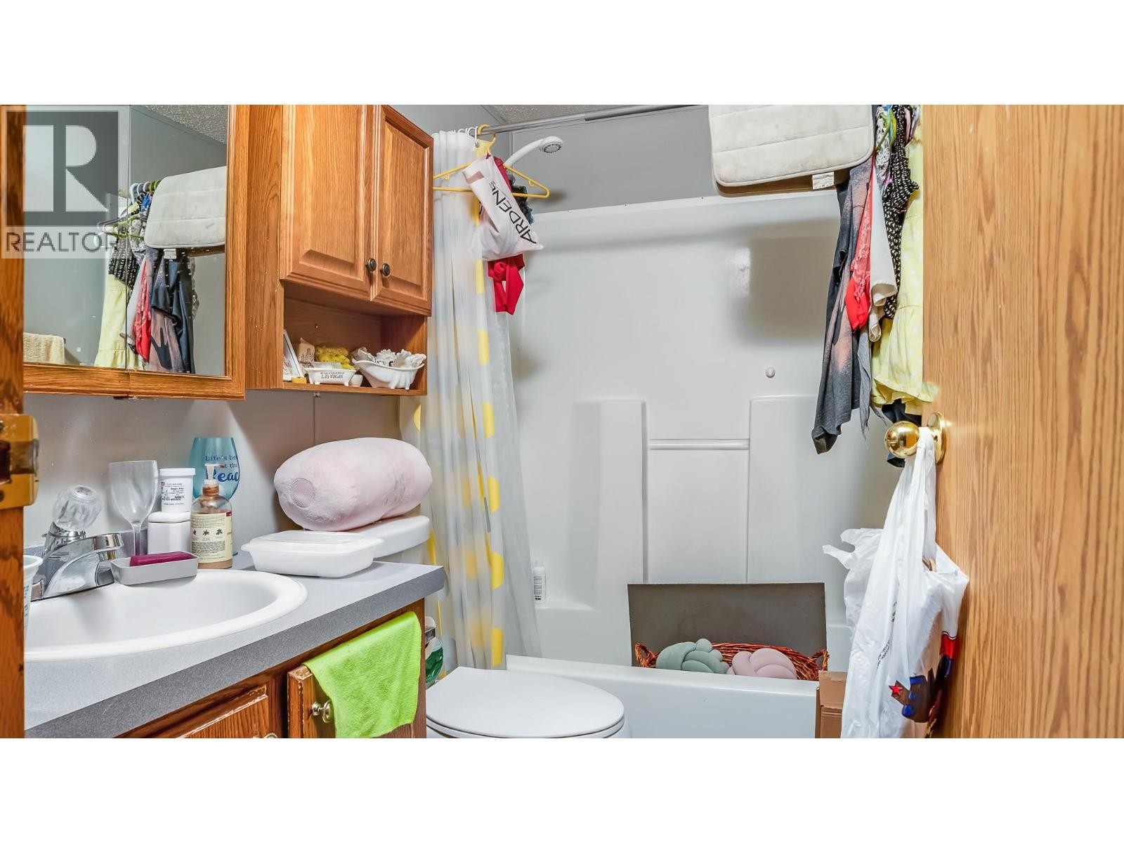 5702 Bertha Road, Kitchener, BC