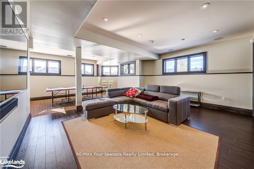 12 Windrose Valley Boulevard, Clearview, ON - Indoor