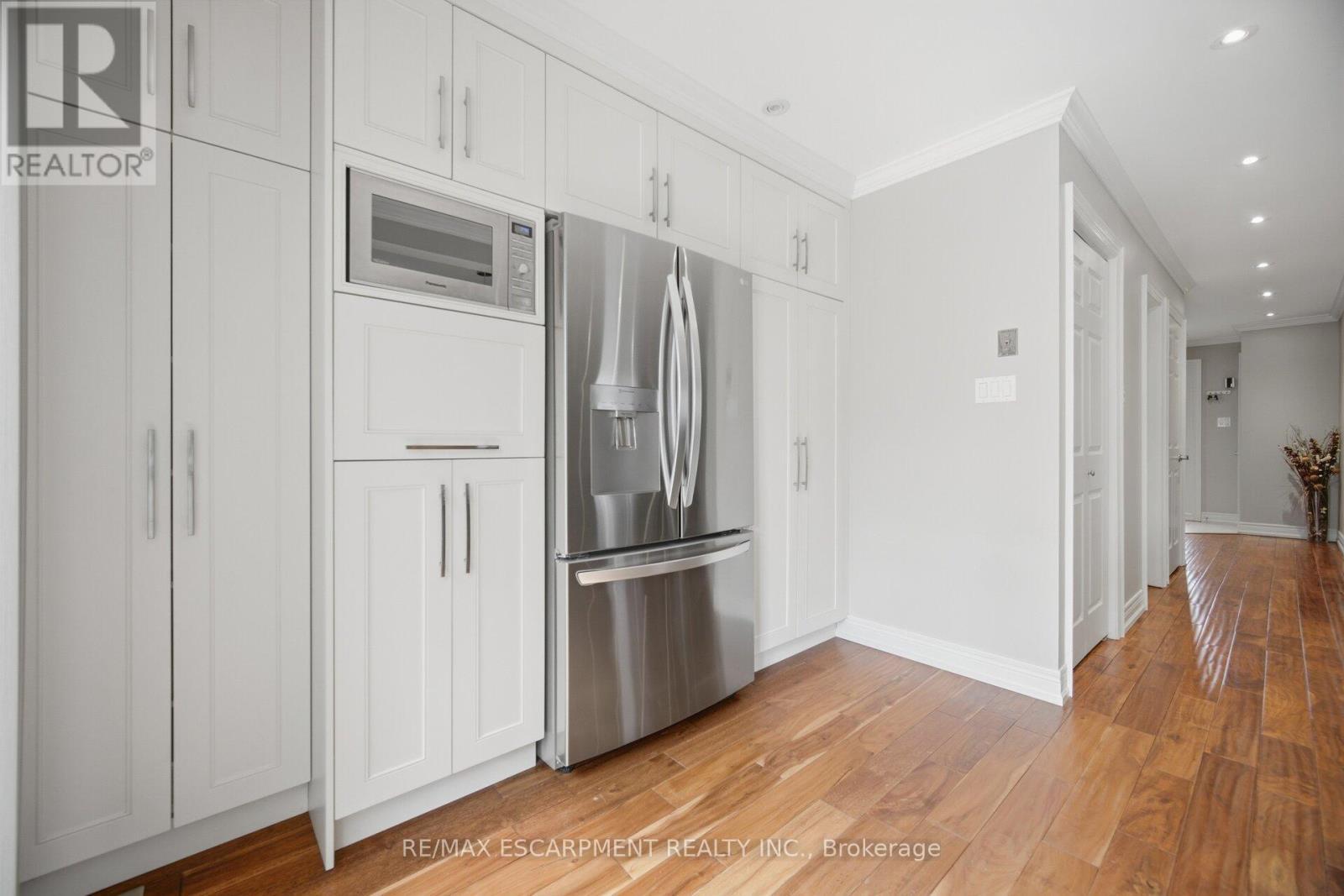 4302 Highgate Crescent, Mississauga, ON - Indoor