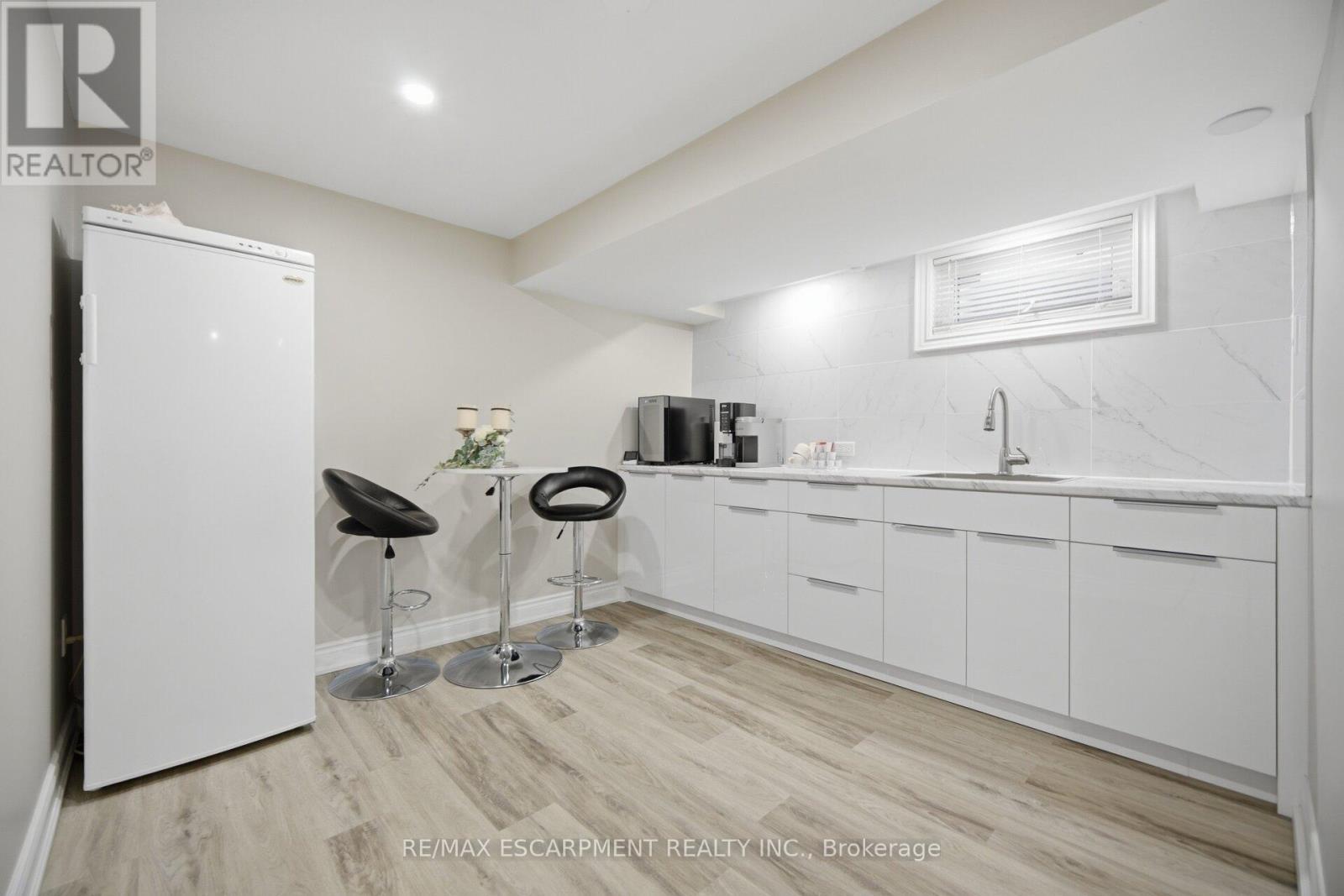 4302 Highgate Crescent, Mississauga, ON - Indoor Photo Showing Other Room