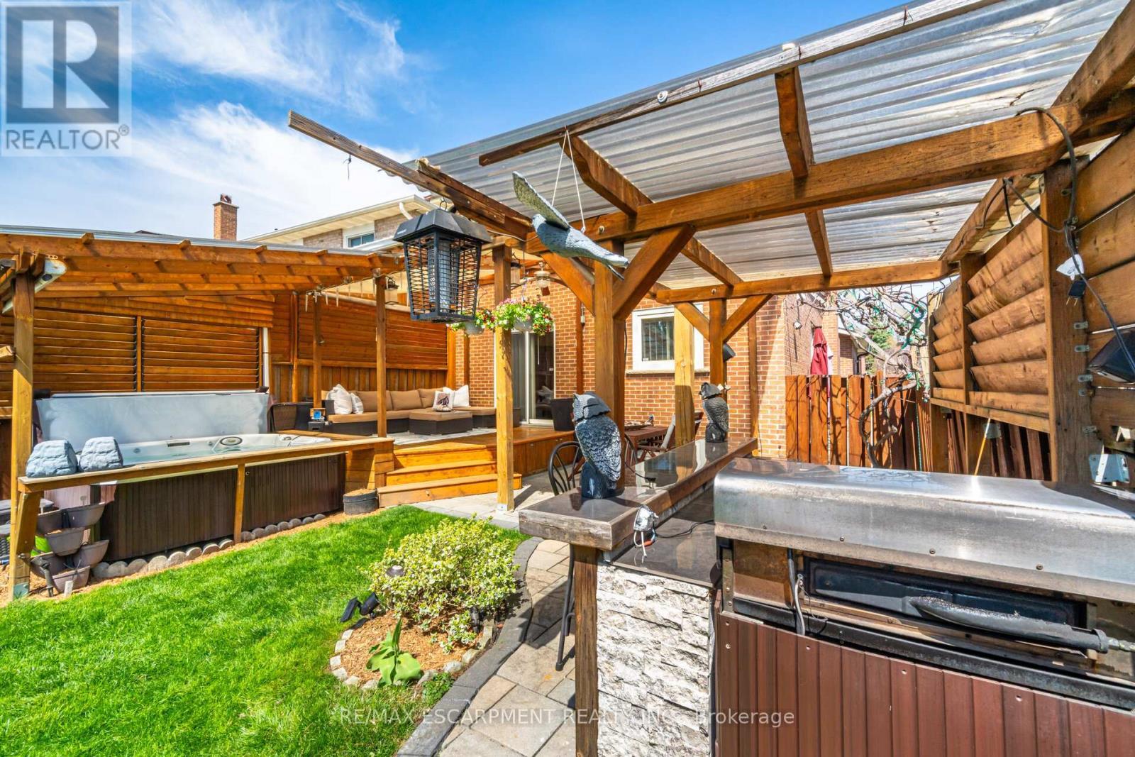 4302 Highgate Crescent, Mississauga, ON - Outdoor With Deck Patio Veranda