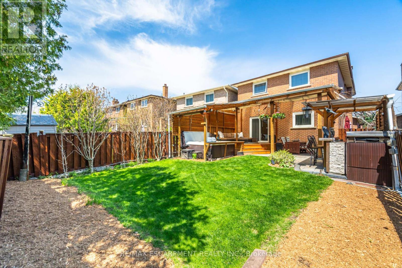 4302 Highgate Crescent, Mississauga, ON - Outdoor