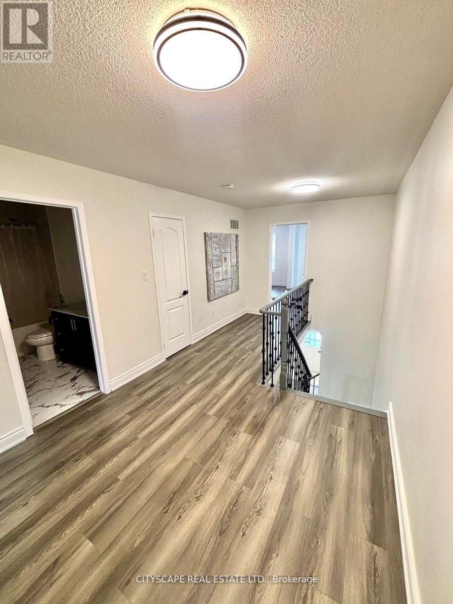 3974 Stardust Drive, Mississauga, ON - Indoor Photo Showing Other Room