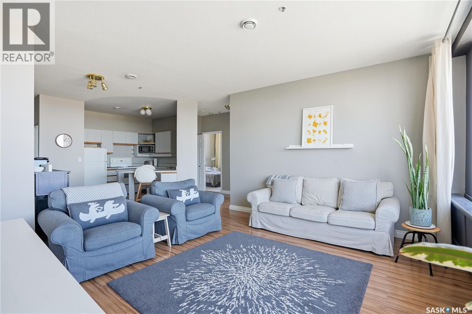 1108 1867 Hamilton Street, Regina, SK - Indoor Photo Showing Living Room