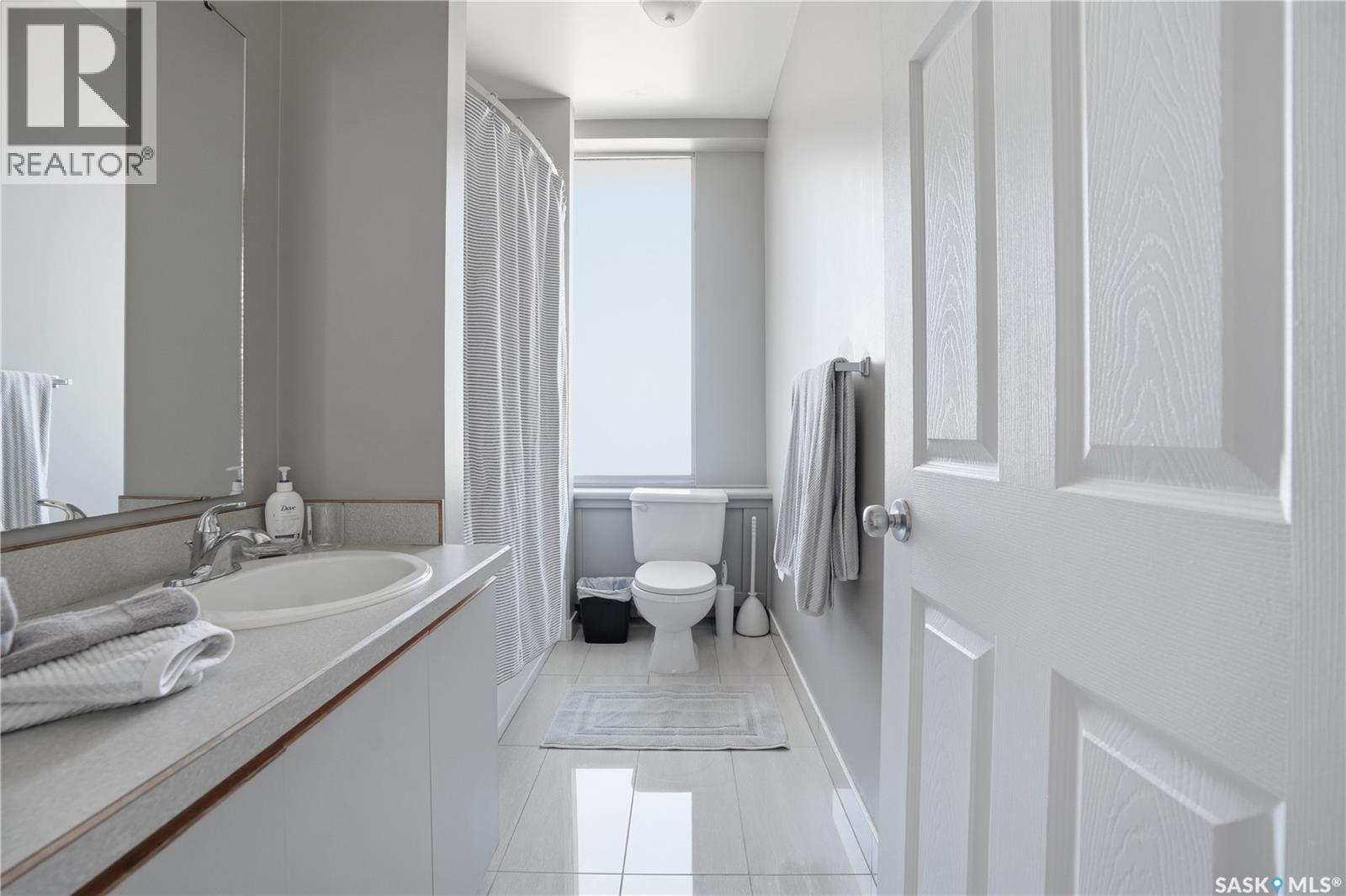 1108 1867 Hamilton Street, Regina, SK - Indoor Photo Showing Bathroom