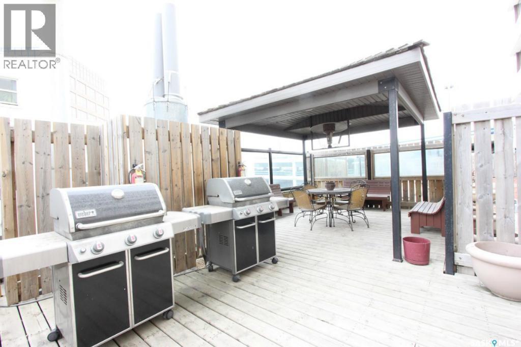 1108 1867 Hamilton Street, Regina, SK - Outdoor With Deck Patio Veranda With Exterior