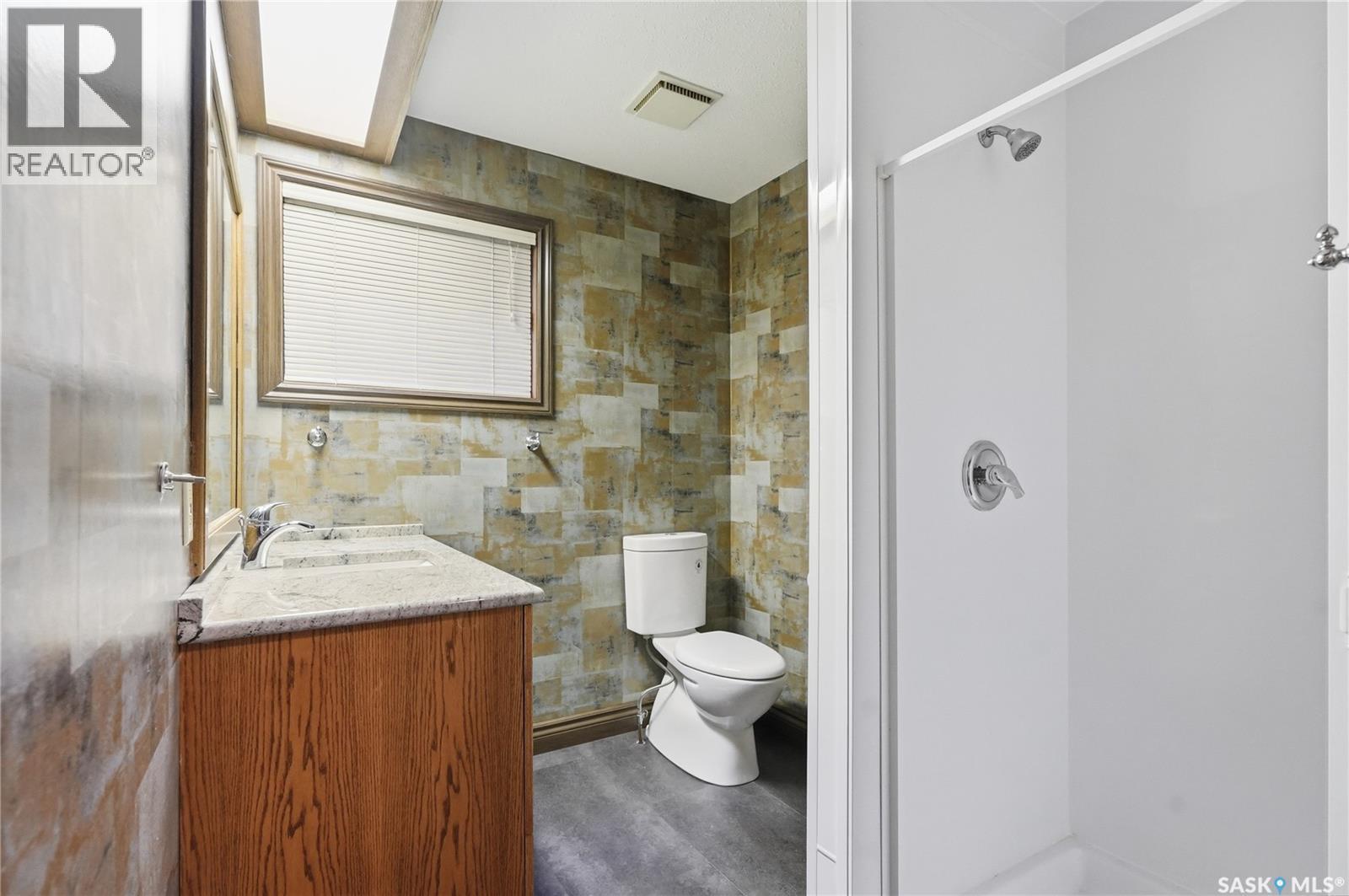 622 Costigan Way, Saskatoon, SK - Indoor Photo Showing Bathroom