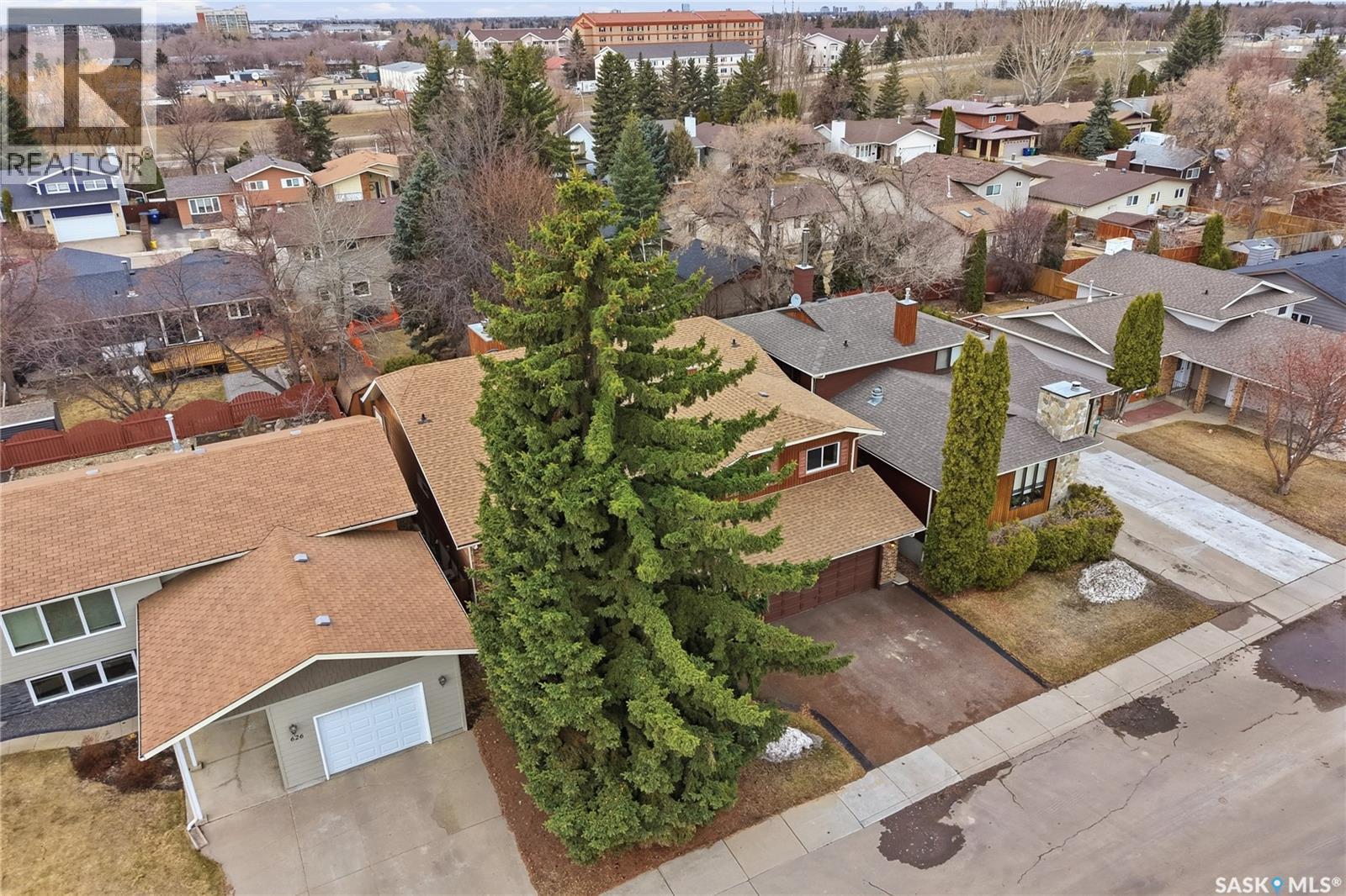 622 Costigan Way, Saskatoon, SK - Outdoor