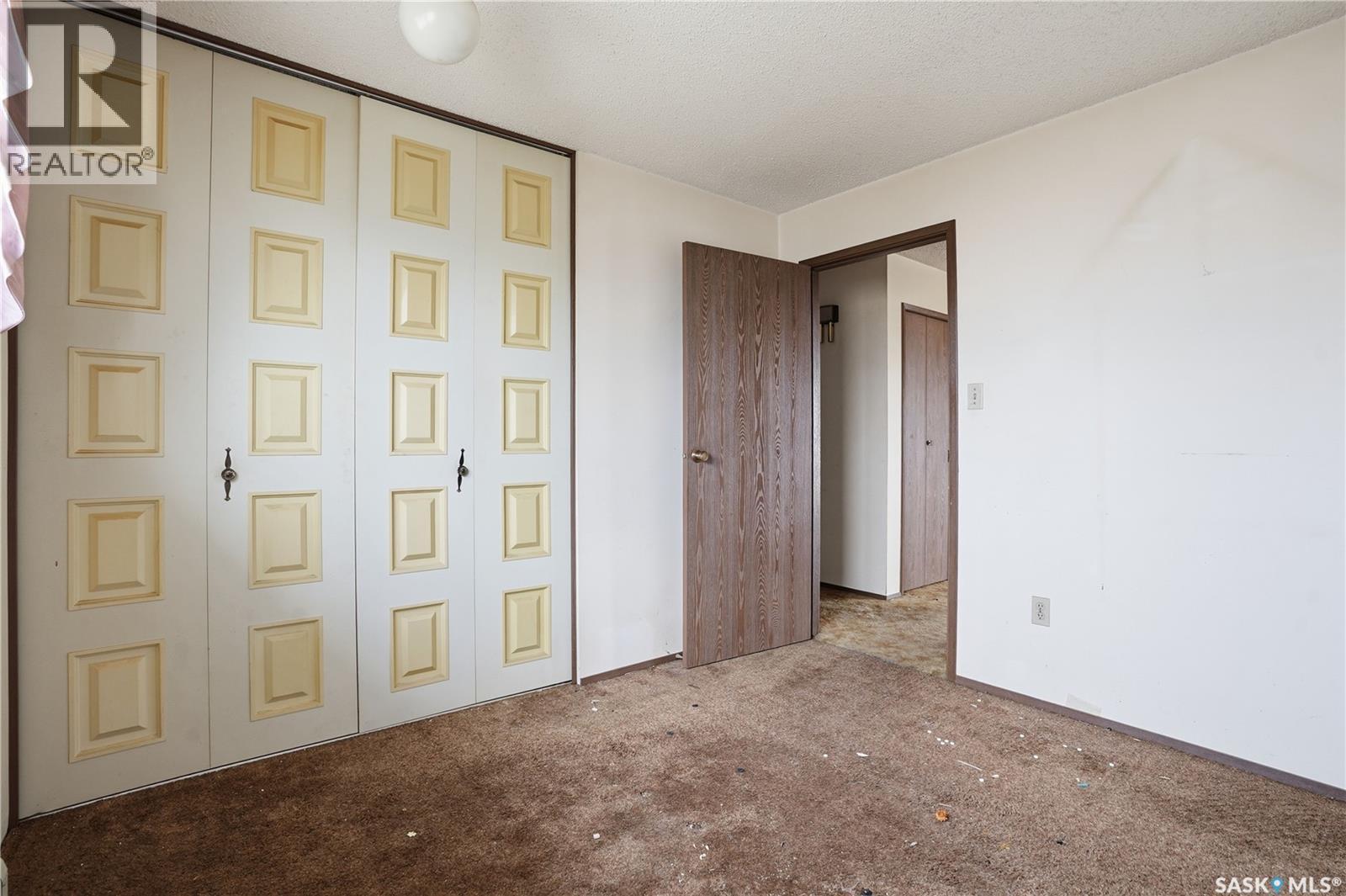 98 Main Street, Lang, SK - Indoor Photo Showing Other Room