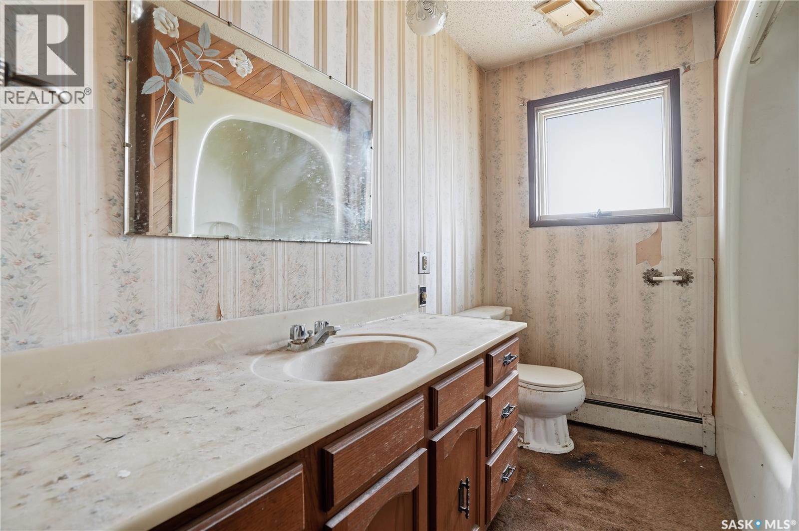 98 Main Street, Lang, SK - Indoor Photo Showing Bathroom