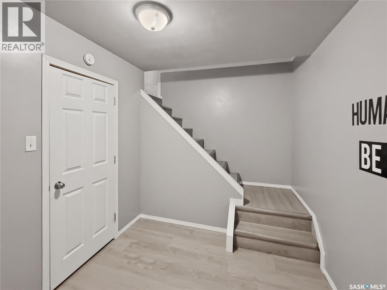 488 3Rd Avenue Se, Swift Current, SK - Indoor Photo Showing Other Room