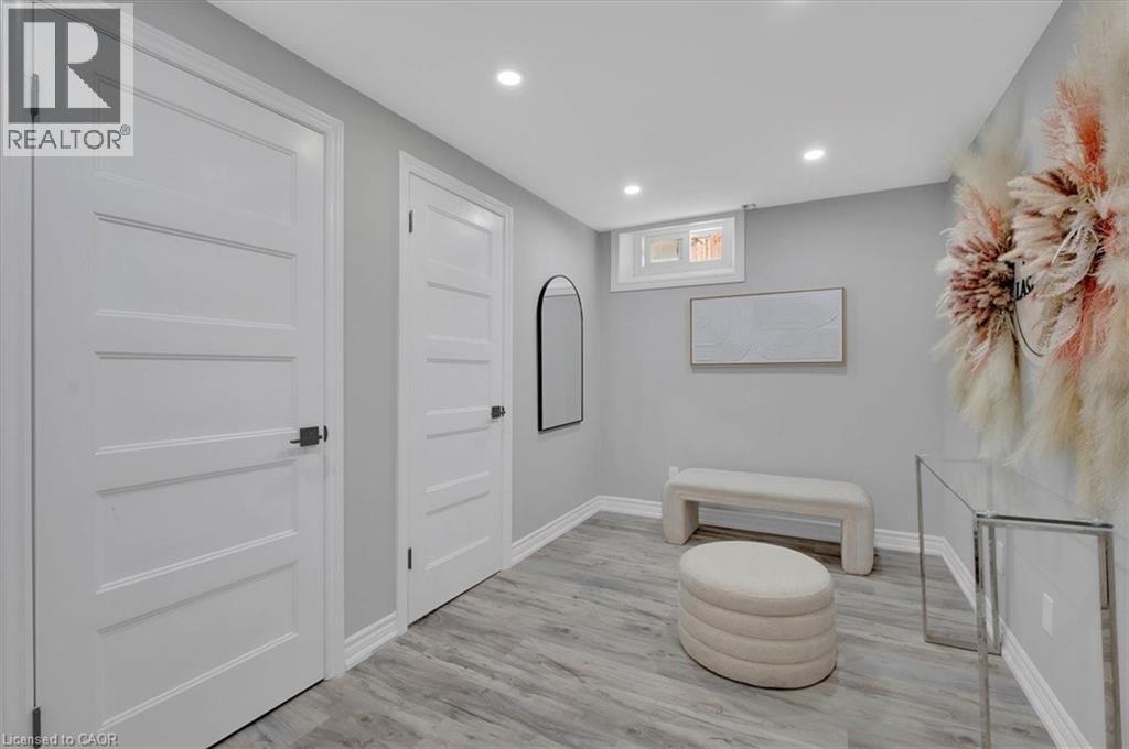 168 Silver Aspen Crescent, Kitchener, ON - Indoor Photo Showing Other Room