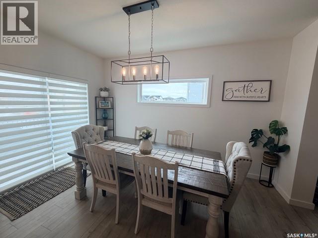 351 Aniskotaw Bend, Saskatoon, SK - Indoor Photo Showing Dining Room