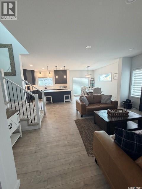 351 Aniskotaw Bend, Saskatoon, SK - Indoor Photo Showing Living Room