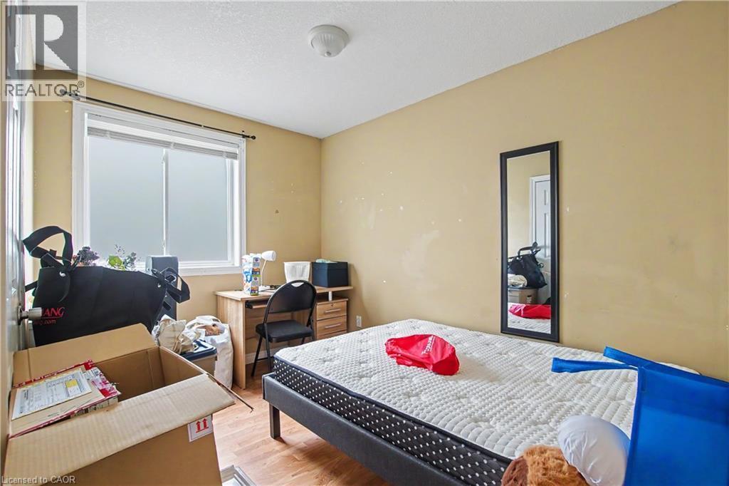 16 Columbia Street W, Waterloo, ON - Indoor Photo Showing Bedroom