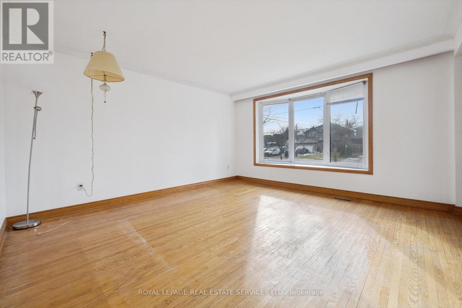 Natural Light Filled Living /Dining Areas - 4169 Wilcox Road, Mississauga, ON - Indoor Photo Showing Other Room