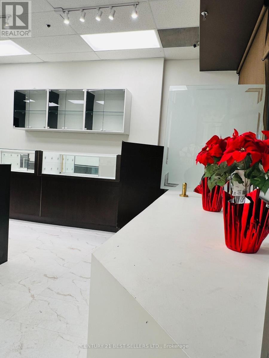 Am4 - 15 Martin Street, Milton, ON