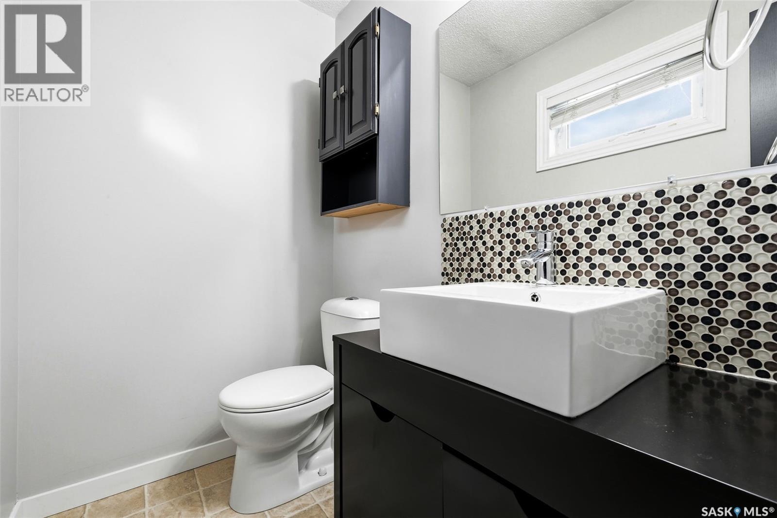 14 Joyce Crescent, Regina, SK - Indoor Photo Showing Bathroom