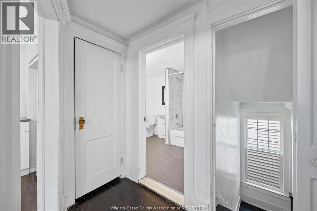 835 Moy Unit# Upper, Windsor, ON - Indoor Photo Showing Other Room