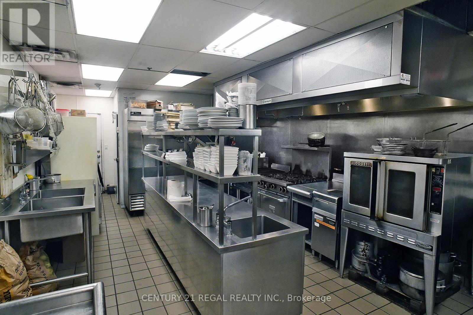 56 Temperance Street, Toronto, ON